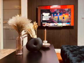 Cologne LUXE Living: Opulent Elegance Unleashed